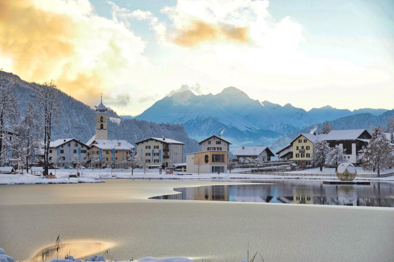 Lakeside - 3.5 Zimmer Ferienwohnung Am Laaxersee Zewnętrze zdjęcie
